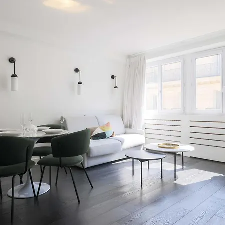 Modern And 2p - Madeleine Apartmán